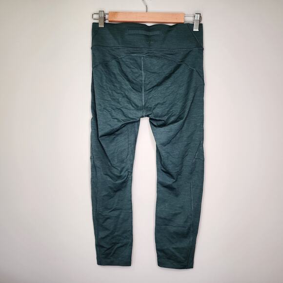 Outdoor Voices Flex Cropped Athletic Capri Capri Green Medium - Picture 9 of 10